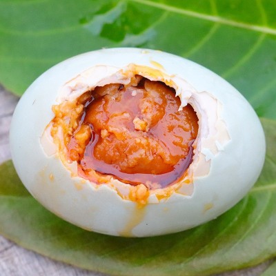 供应广西烤海鸭蛋北部湾红树林特产海鸭蛋咸蛋多油起沙20个装图3