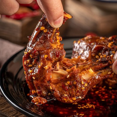 麻辣兔头2个装 冷吃麻辣兔肉休闲零食开袋即食四川特色小吃批发图3