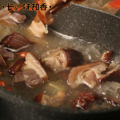 腊猪脚火锅750g切块腊猪蹄肉湖南柴火烟熏腊肉餐饮半成品火锅食材图3