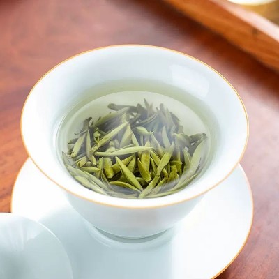 2023年新茶福鼎白毫银针散茶高山单芽花香散装白豪银针白茶批发图2