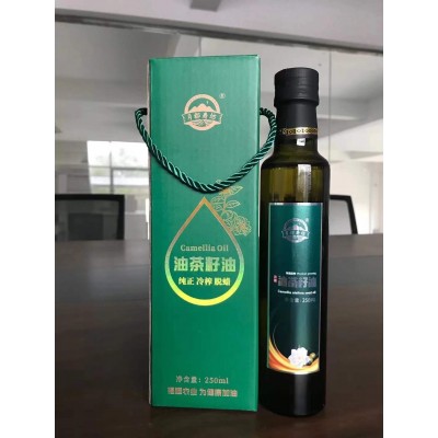 物理压榨茶籽油食用山茶油玻璃瓶礼盒500ml/瓶图5