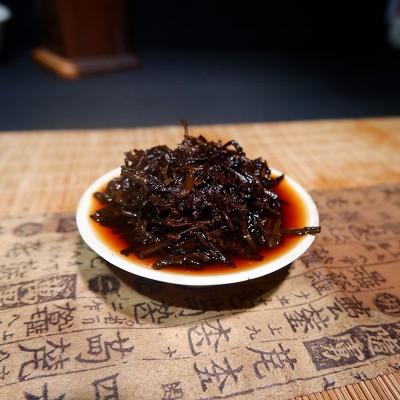 云南茶树王普洱茶批发 普洱熟茶茶饼 陈年金针357g茶叶 普洱茶图4