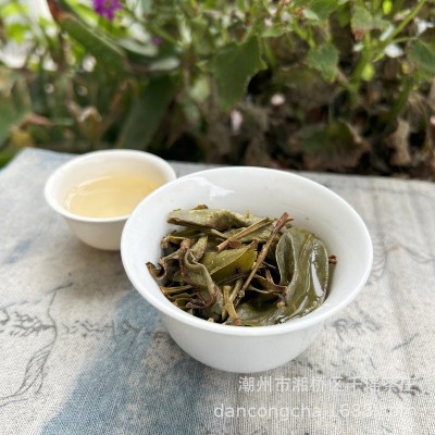 花香浓/六雪鸭屎/乌岽单丛/蜜花香粗叶黄叶带枝介意外形慎拍500g图4