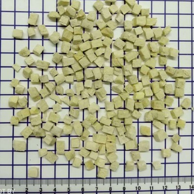 冻干香蕉丁6.4x6.4x6.4mm 粉60目图2