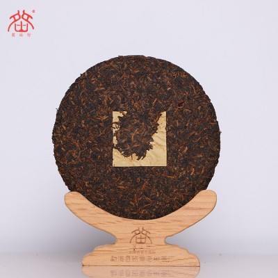 云南厂家源头勐海厂家供应布朗金芽古树普洱茶熟茶饼茶357克图2
