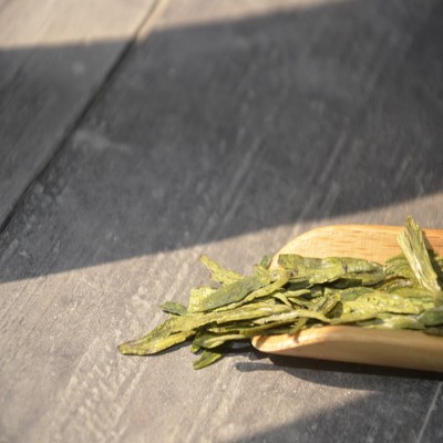 三江绿茶豆香浓香型早春扁茶扁型绿茶茶叶厂价直销图3