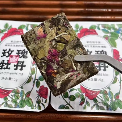 2021年玫瑰白茶白牡丹500g小方片调味茶随行装独立泡袋高山茶叶图3
