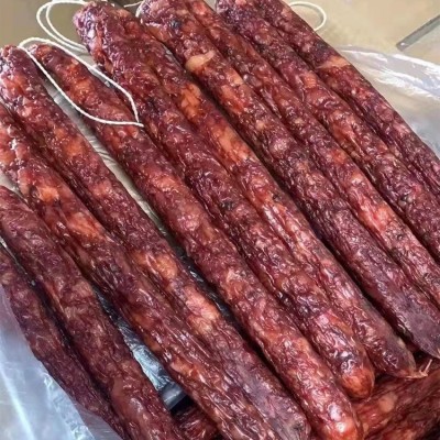 香肠地摊麻辣味香肠四川特产烟熏广式腊肠展销会批发灌肠风干肉